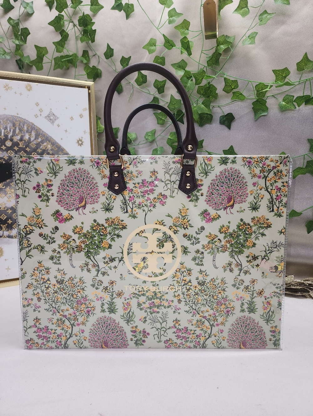 Authentic Tory Burch Retail Shopping Bag In PVC - Picture 3 of 10